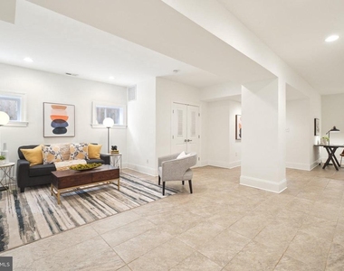 2837 Myrtle Avenue Ne - Photo Thumbnail 19