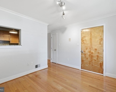 1413 11th Street Nw - Photo Thumbnail 3