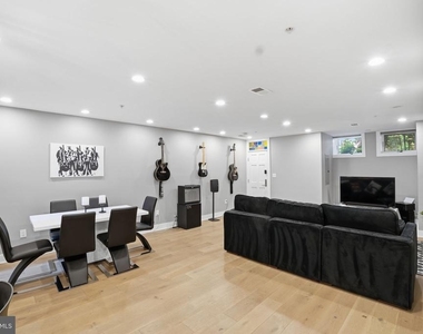 1852 3rd Street Nw - Photo Thumbnail 2