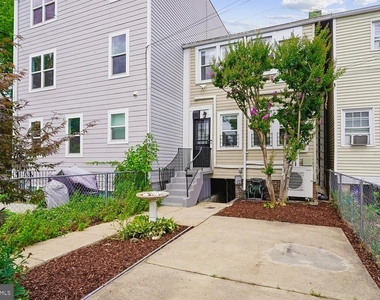 1303 West Virginia Avenue Ne - Photo Thumbnail 20