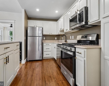 1303 West Virginia Avenue Ne - Photo Thumbnail 2