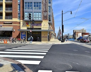 1303 West Virginia Avenue Ne - Photo Thumbnail 23