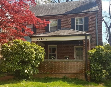 4440 Albemarle Street Nw - Photo Thumbnail 2