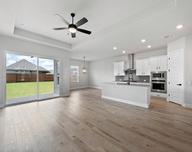 116 Nandina Path - Photo Thumbnail 1