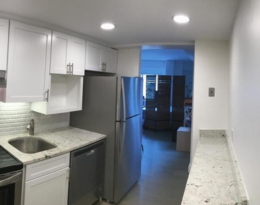 1825 T Street Nw - Photo Thumbnail 1