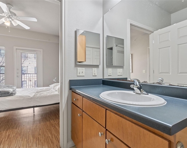 2515 Pearl St - Photo Thumbnail 4
