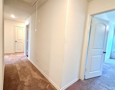 109 Sunnymeade Ln - Photo Thumbnail 23