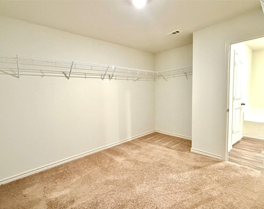 109 Sunnymeade Ln - Photo Thumbnail 22