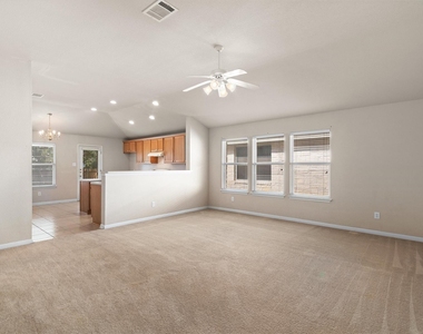 1322 Tumbling River Dr - Photo Thumbnail 4