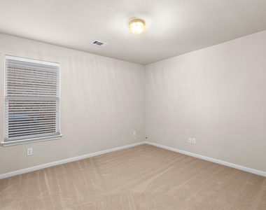 1322 Tumbling River Dr - Photo Thumbnail 18
