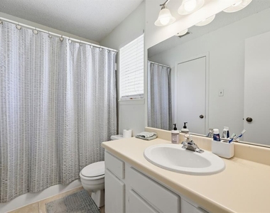 11728 Norwegian Wood Dr - Photo Thumbnail 21