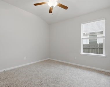 126 Fairmeadow Downs Dr - Photo Thumbnail 22