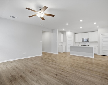 126 Fairmeadow Downs Dr - Photo Thumbnail 9