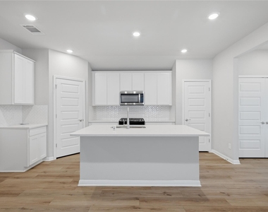 126 Fairmeadow Downs Dr - Photo Thumbnail 4