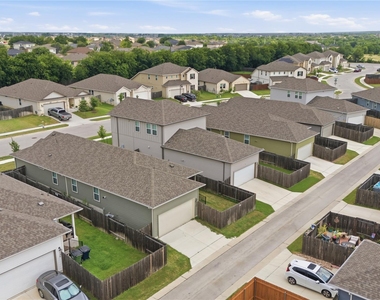 126 Fairmeadow Downs Dr - Photo Thumbnail 30