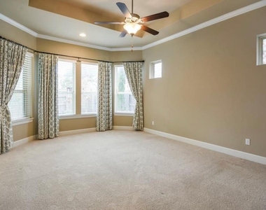 213 Simmons Dr - Photo Thumbnail 18