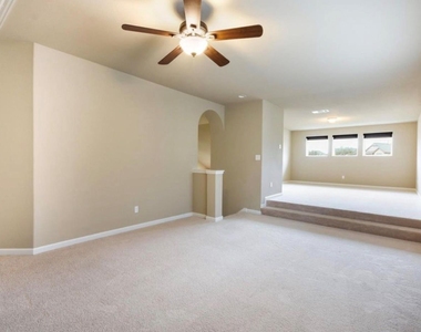 213 Simmons Dr - Photo Thumbnail 24