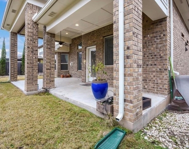 213 Simmons Dr - Photo Thumbnail 33