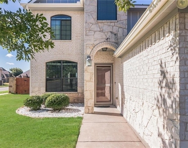 3418 Castleton Dr - Photo Thumbnail 3