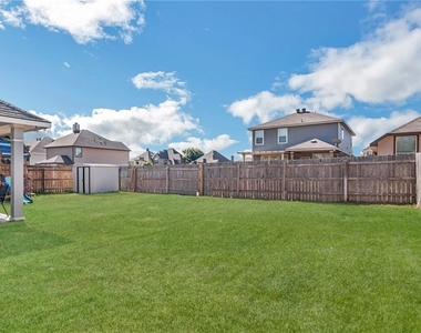 3418 Castleton Dr - Photo Thumbnail 32