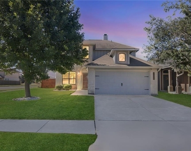 3418 Castleton Dr - Photo Thumbnail 1