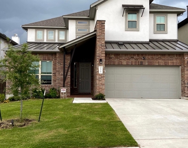 2918 Zelma Dr - Photo Thumbnail 2