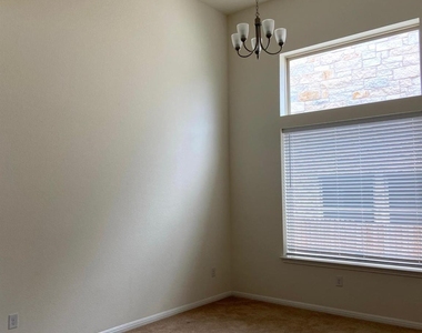 2918 Zelma Dr - Photo Thumbnail 23