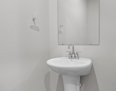 493 Apache Plum Dr - Photo Thumbnail 11