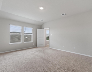 493 Apache Plum Dr - Photo Thumbnail 13