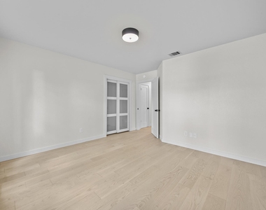 8708 Huebinger Pass - Photo Thumbnail 22