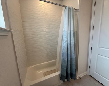 437 Leeward Pass - Photo Thumbnail 19