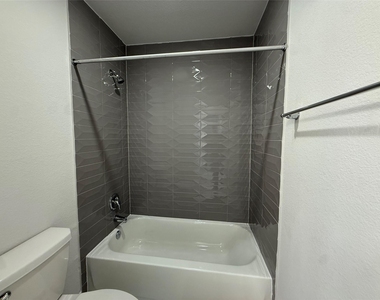 437 Leeward Pass - Photo Thumbnail 25