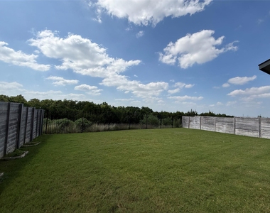 437 Leeward Pass - Photo Thumbnail 30