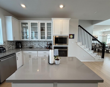 437 Leeward Pass - Photo Thumbnail 10