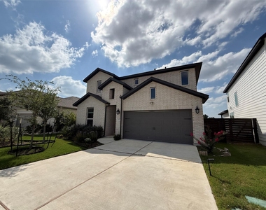 437 Leeward Pass - Photo Thumbnail 1