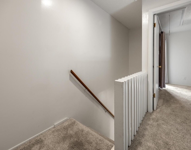 27 Marina Cir - Photo Thumbnail 8