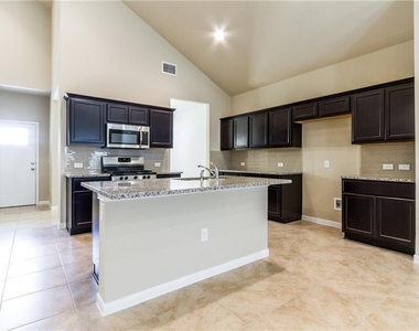 6521 Ranchito Dr - Photo Thumbnail 13