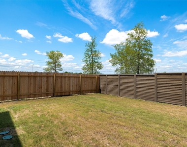 133 Varner Way - Photo Thumbnail 11