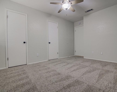 5301 Indio Cir - Photo Thumbnail 11