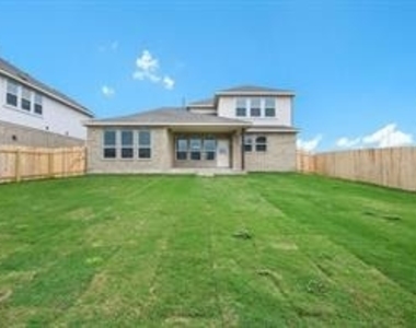 817 Paper Daisy Path - Photo Thumbnail 11