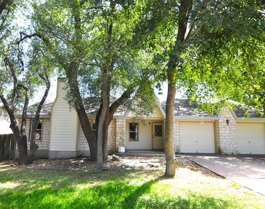 8809 Piney Pt - Photo Thumbnail 2
