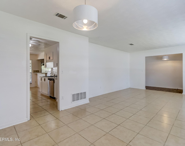 166 Vanderford Road W - Photo Thumbnail 10