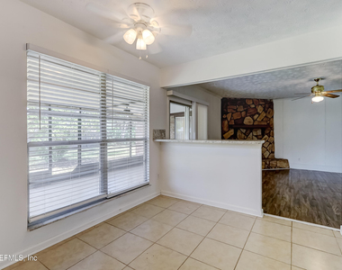 166 Vanderford Road W - Photo Thumbnail 17