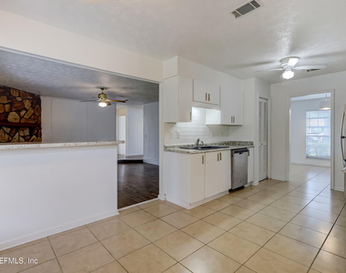 166 Vanderford Road W - Photo Thumbnail 16