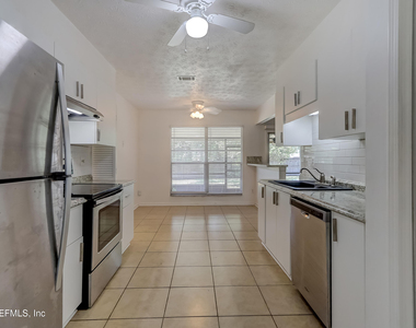 166 Vanderford Road W - Photo Thumbnail 11