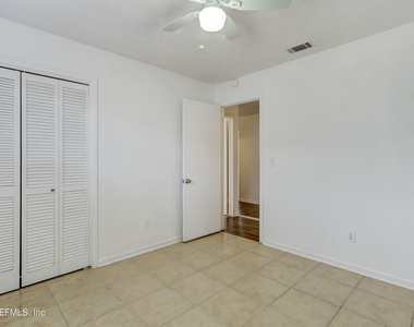 166 Vanderford Road W - Photo Thumbnail 35