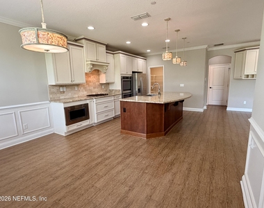 329 Magnolia Creek Walk - Photo Thumbnail 8