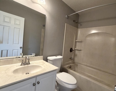 104 Crete Court - Photo Thumbnail 22