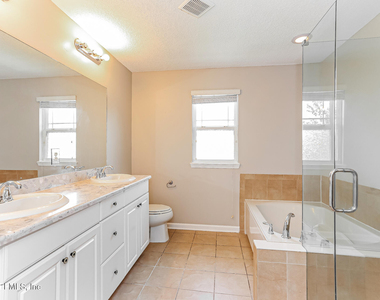338 Vineyard Lane - Photo Thumbnail 10