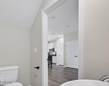 91 Cordelle Street - Photo Thumbnail 16